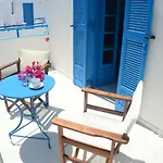 Tatil Evi Flora Santorini *