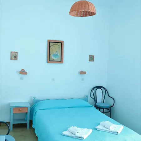 Santorini Seaside Retreat - Flora's Summer Escape * Perissa (Santorini)