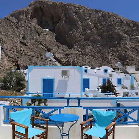 Дом отдыха Flora Santorini