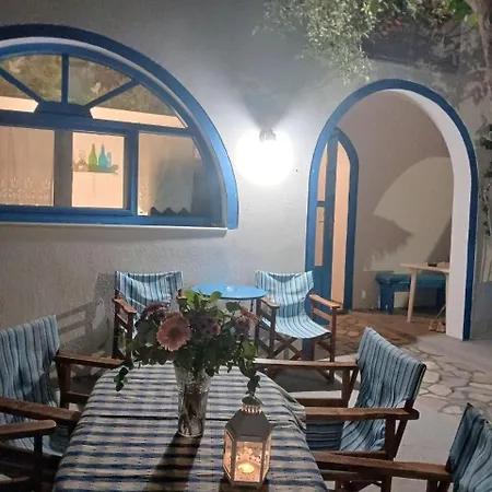 펜션 Flora Santorini 페리사