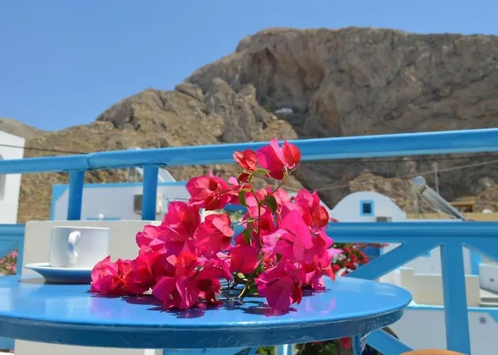 Holiday home Flora Santorini *