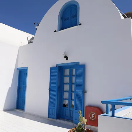 Feriehus Flora Santorini Perissa (Santorini)