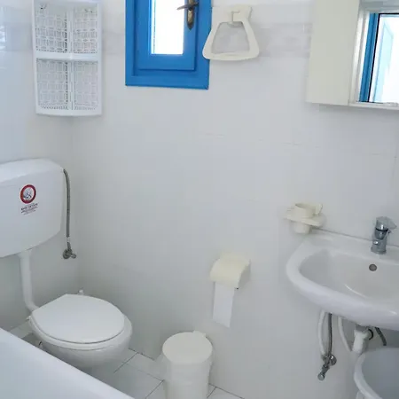 Flora Santorini 佩里萨